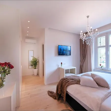 Via Porto Apartamento
